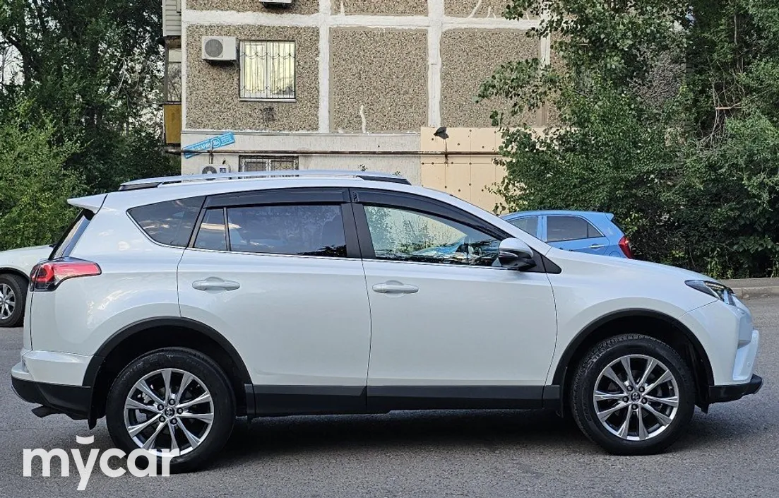 Toyota RAV4 2018