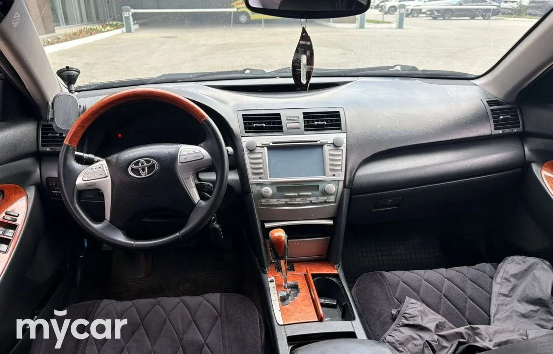 Toyota Camry 2006
