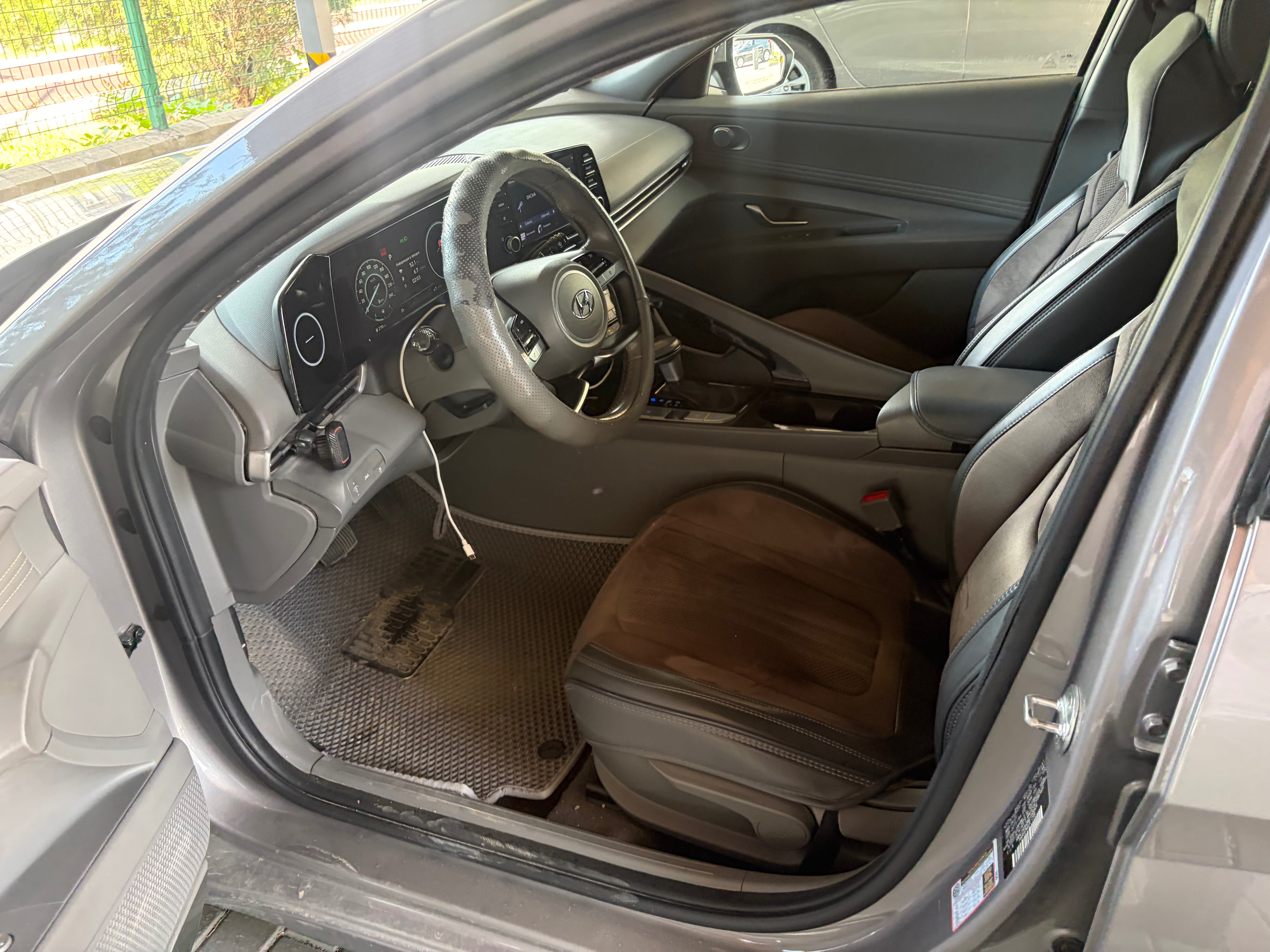 Hyundai Elantra 2021
