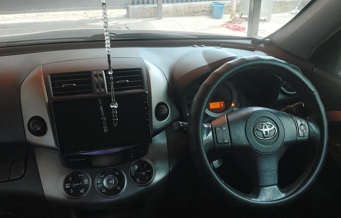 Toyota RAV4 2010