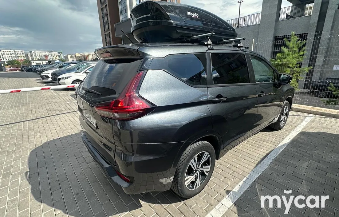 Mitsubishi XPANDER 2020