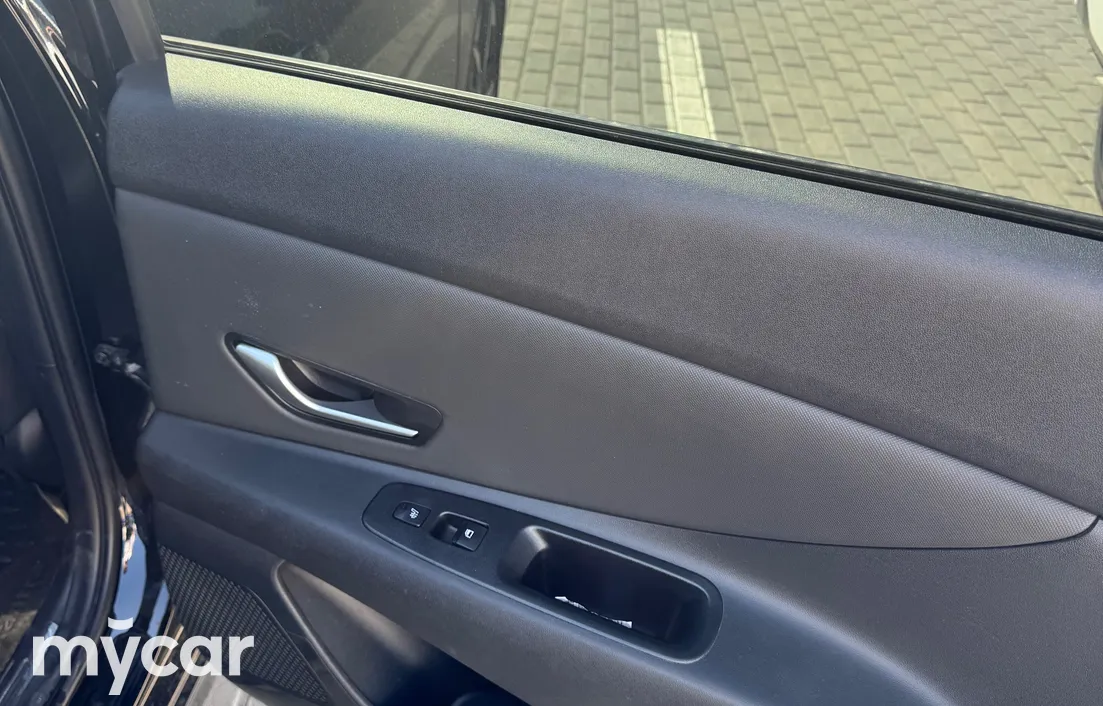 Hyundai Elantra 2022