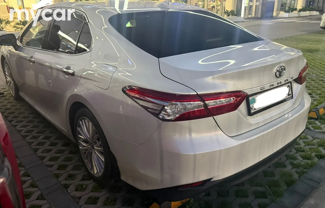 Toyota Camry 2020