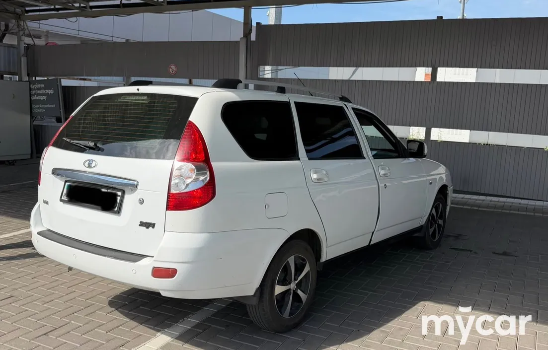 LADA Priora 2013