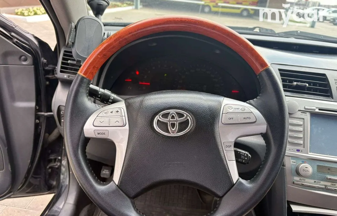 Toyota Camry 2006