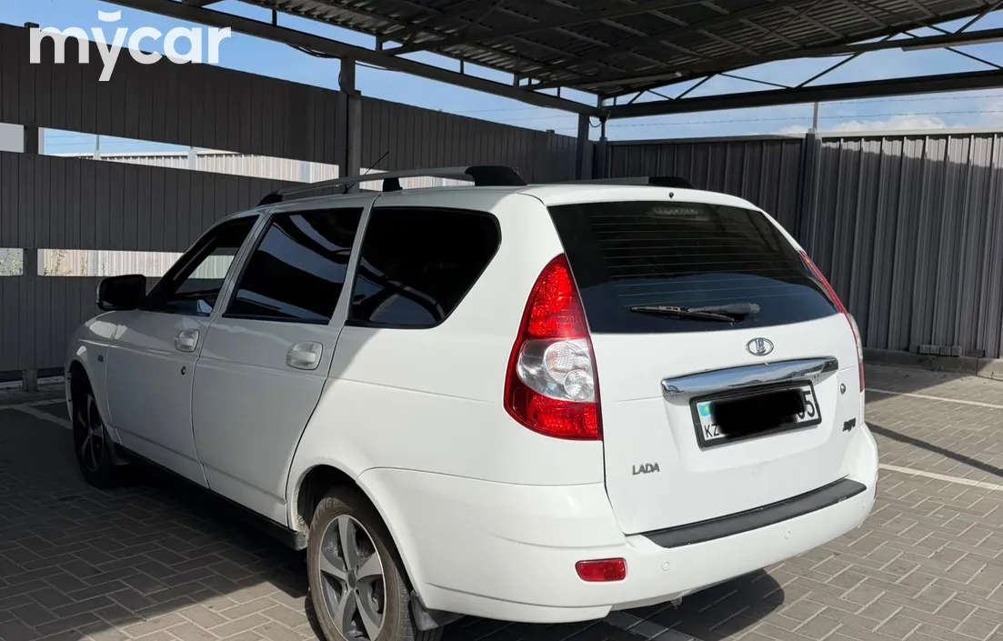 LADA Priora 2013