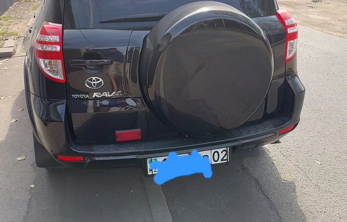 Toyota RAV4 2010