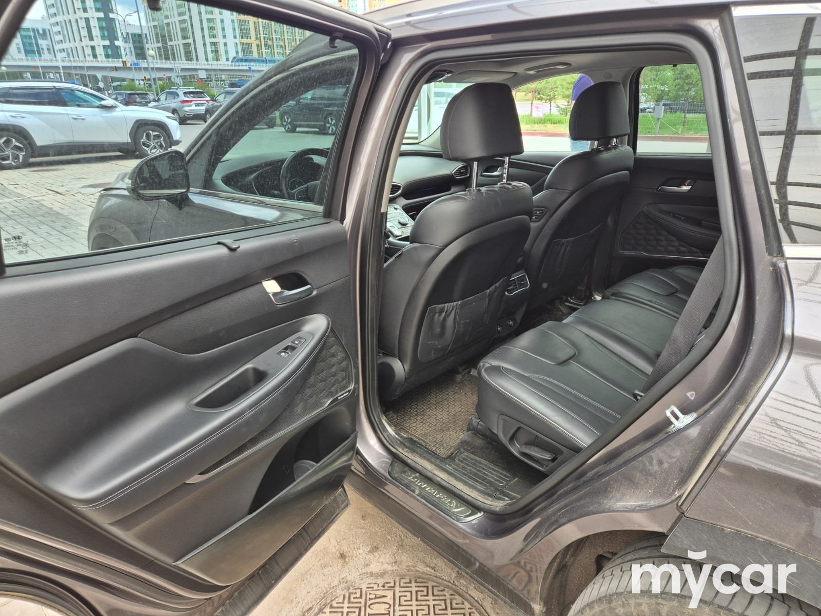 Hyundai Santa Fe 2023