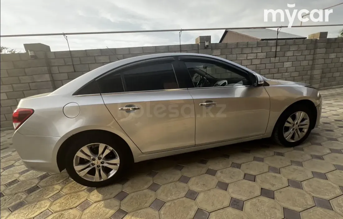Chevrolet Cruze 2012