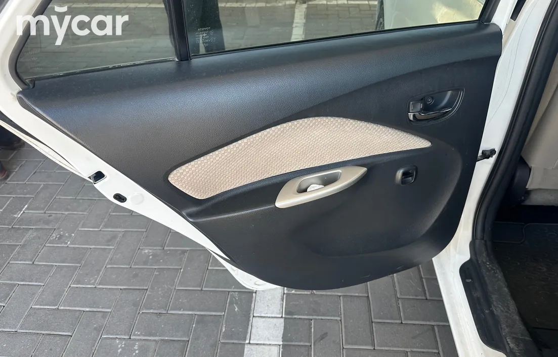 Toyota Yaris 2006