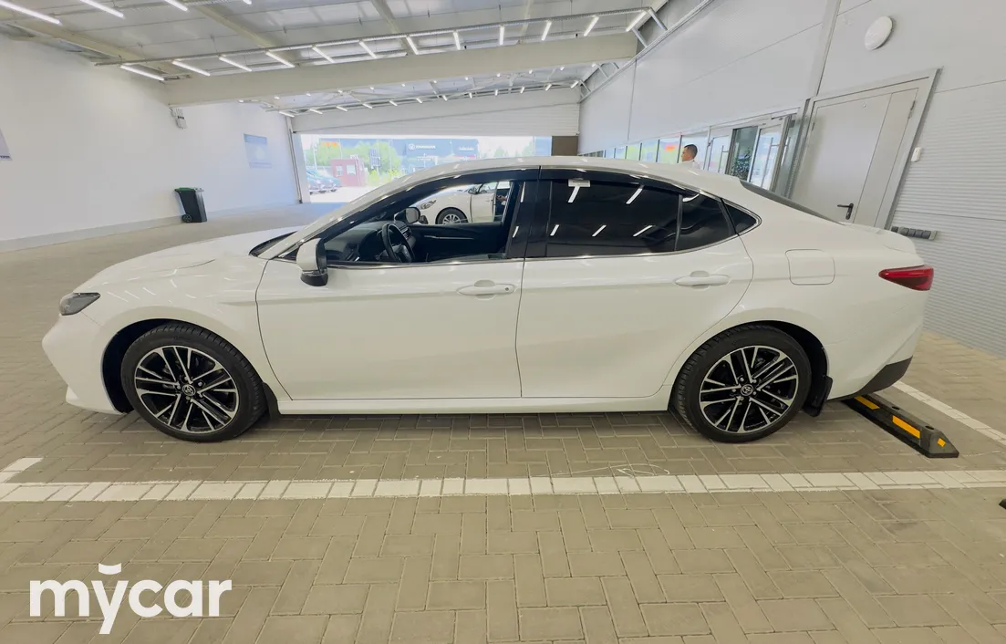 Toyota Camry 2024