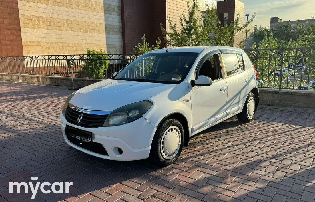 Renault Sandero 2012