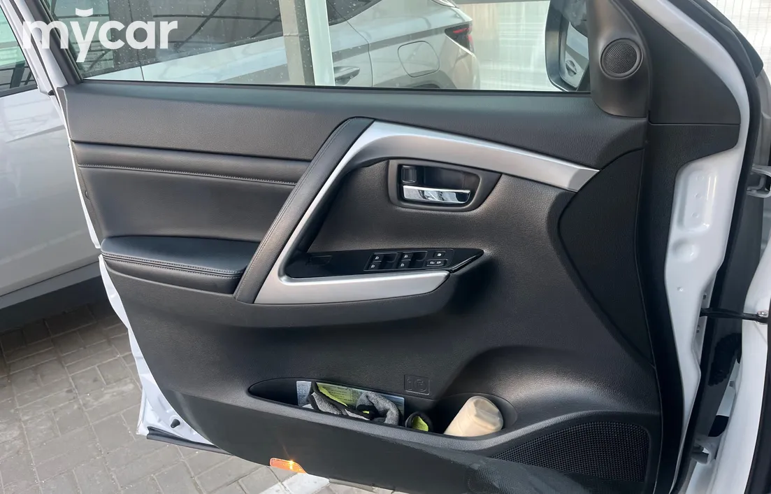 Mitsubishi Pajero Sport 2020