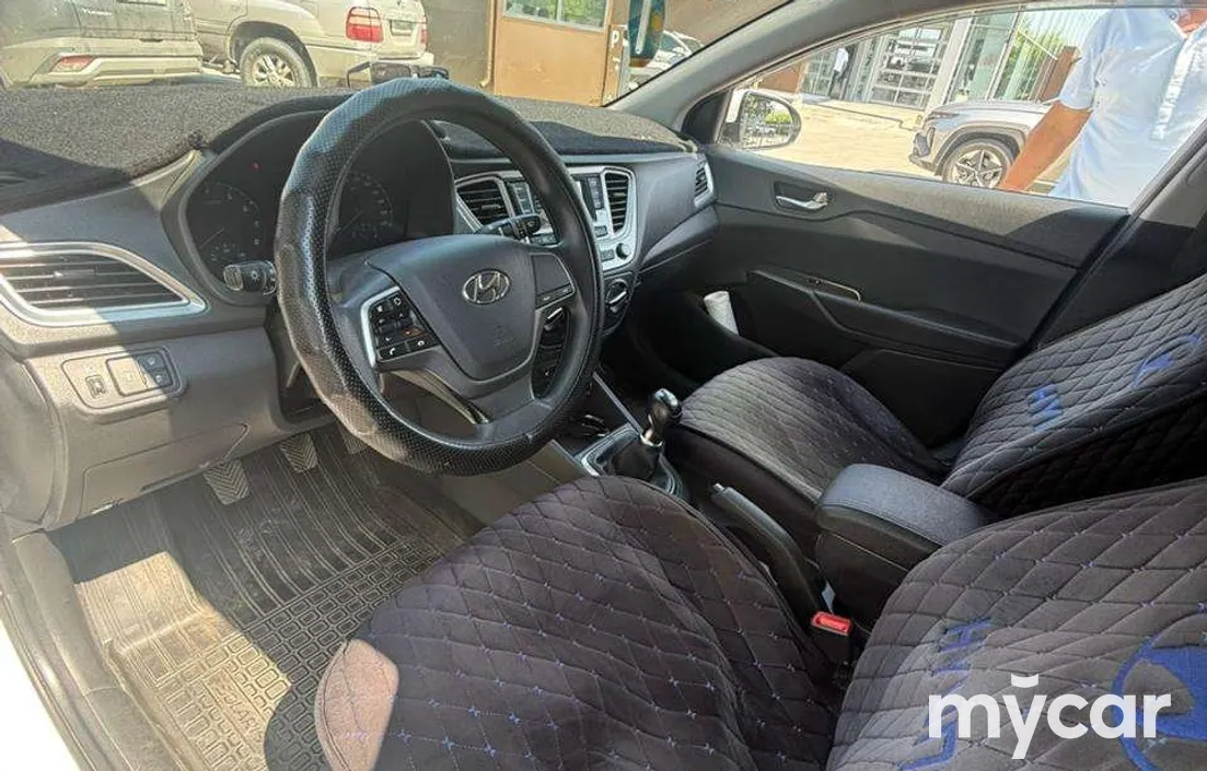 Hyundai Accent 2021