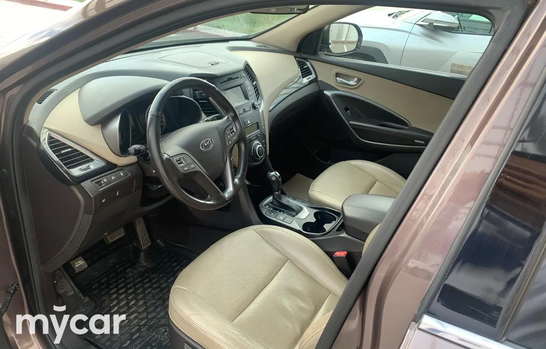 Hyundai Santa Fe 2014