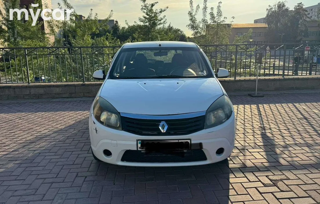 Renault Sandero 2012