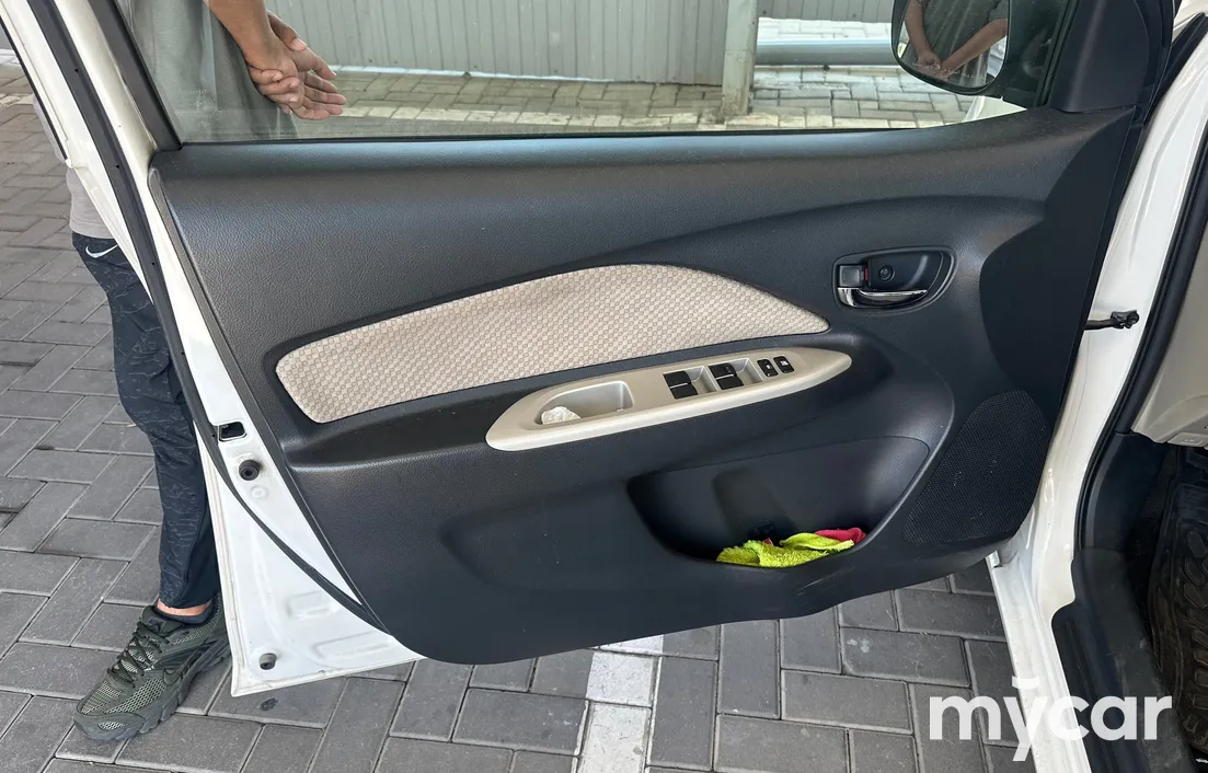 Toyota Yaris 2006