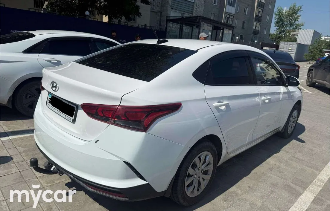 Hyundai Accent 2021