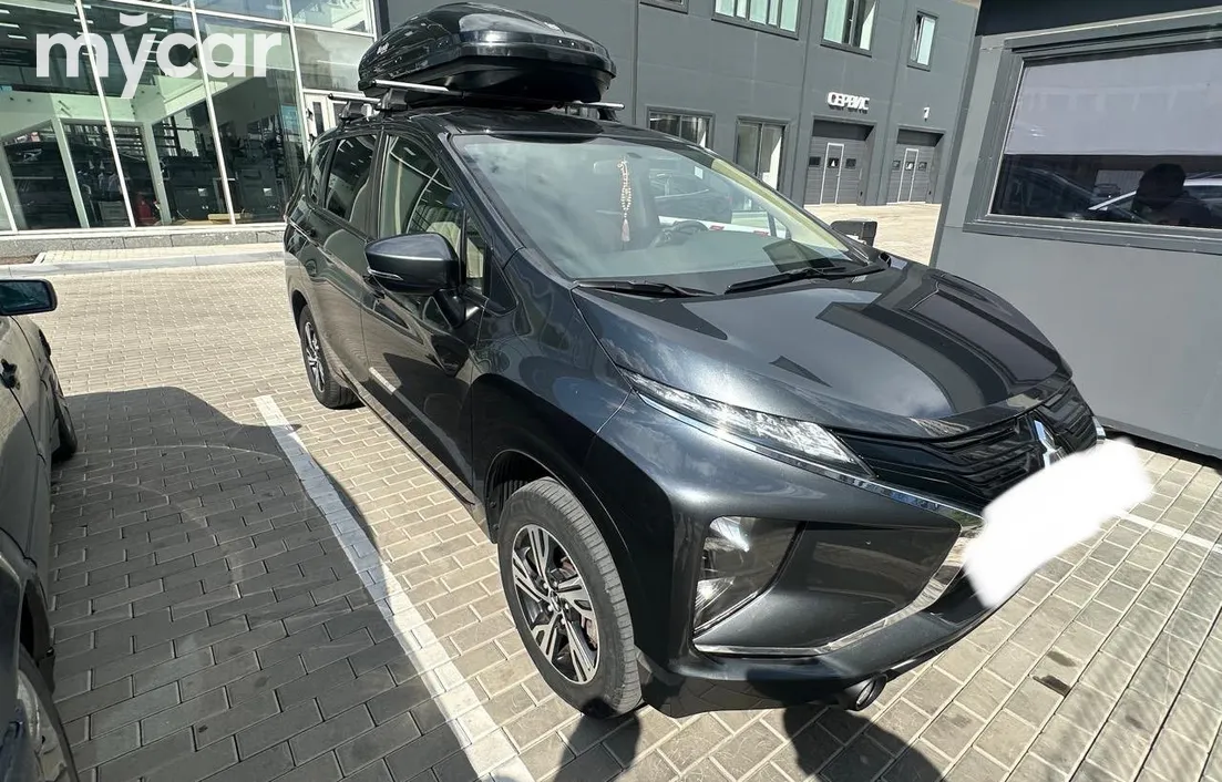 Mitsubishi XPANDER 2020