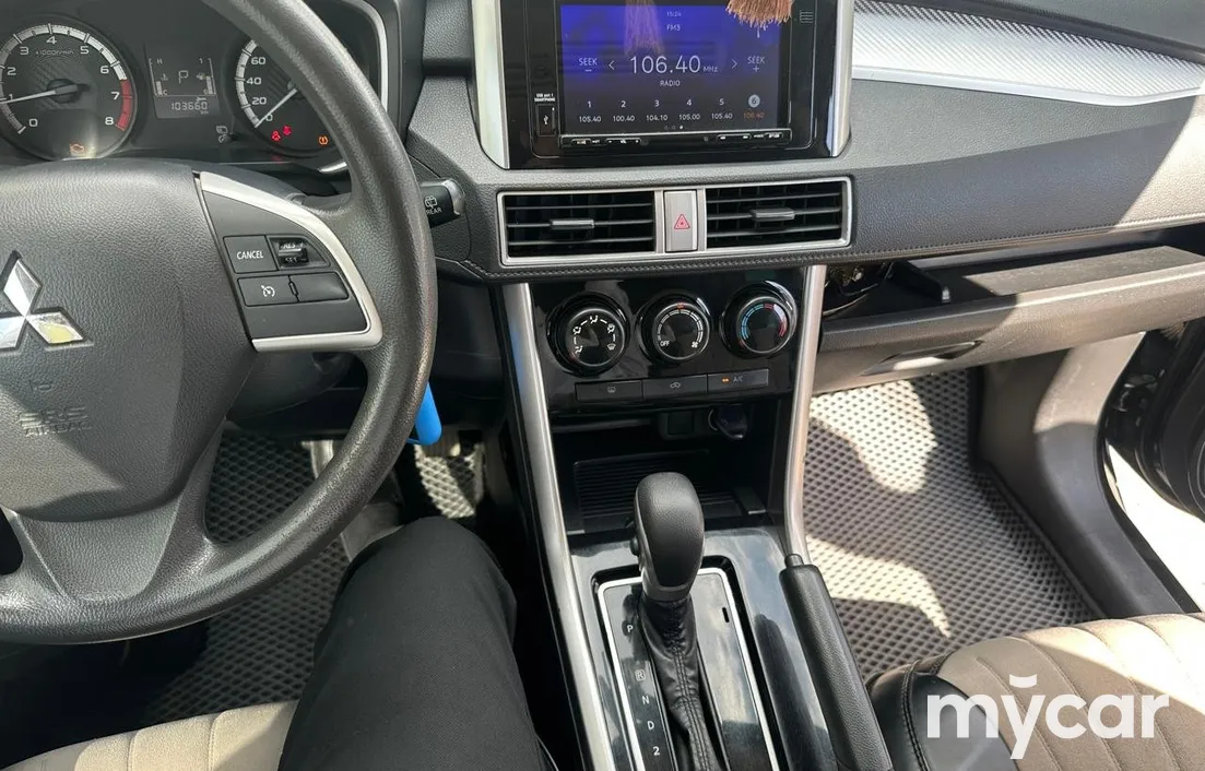 Mitsubishi XPANDER 2020
