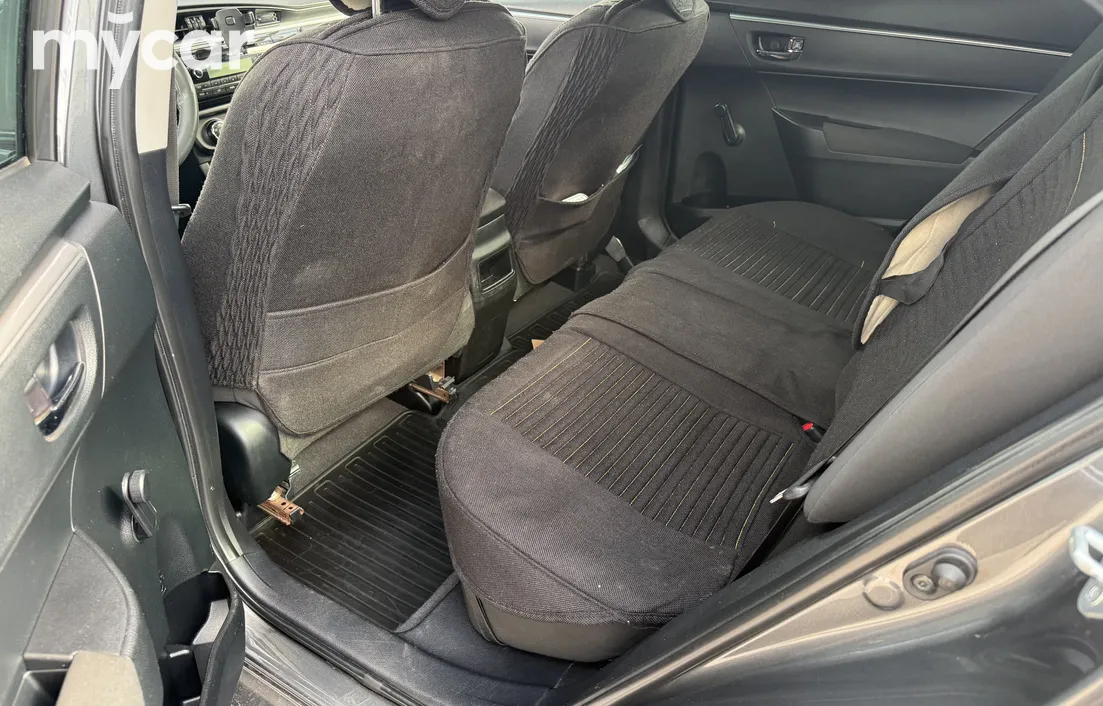 Toyota Corolla 2013