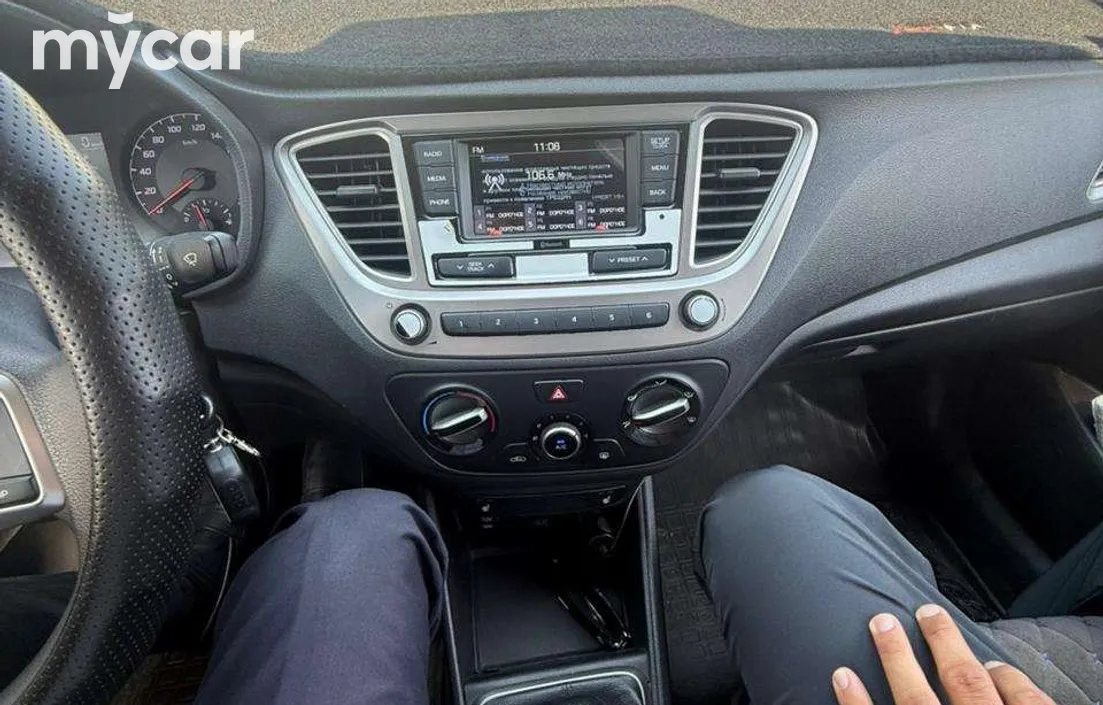 Hyundai Accent 2021