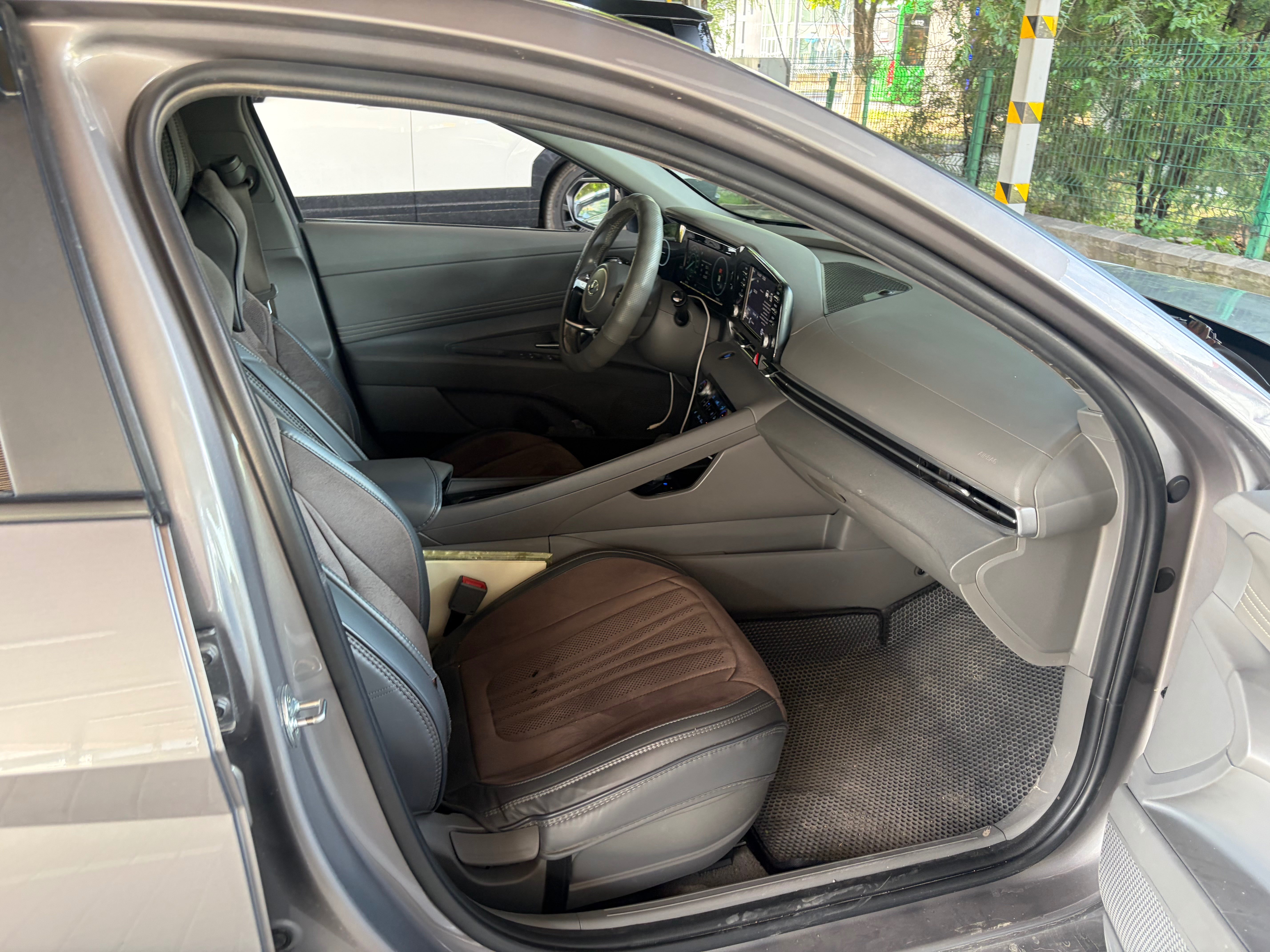 Hyundai Elantra 2021
