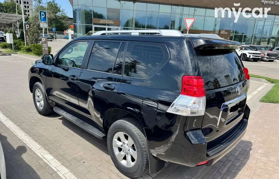Toyota Land Cruiser Prado 2013