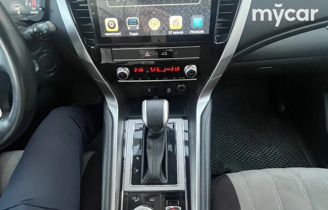 Mitsubishi Pajero Sport 2020