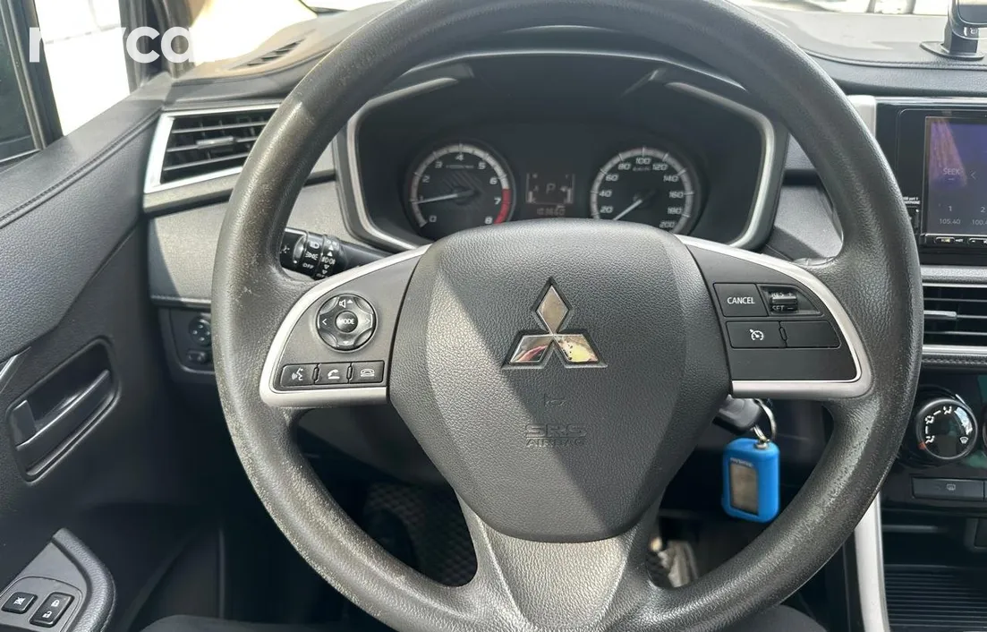 Mitsubishi XPANDER 2020
