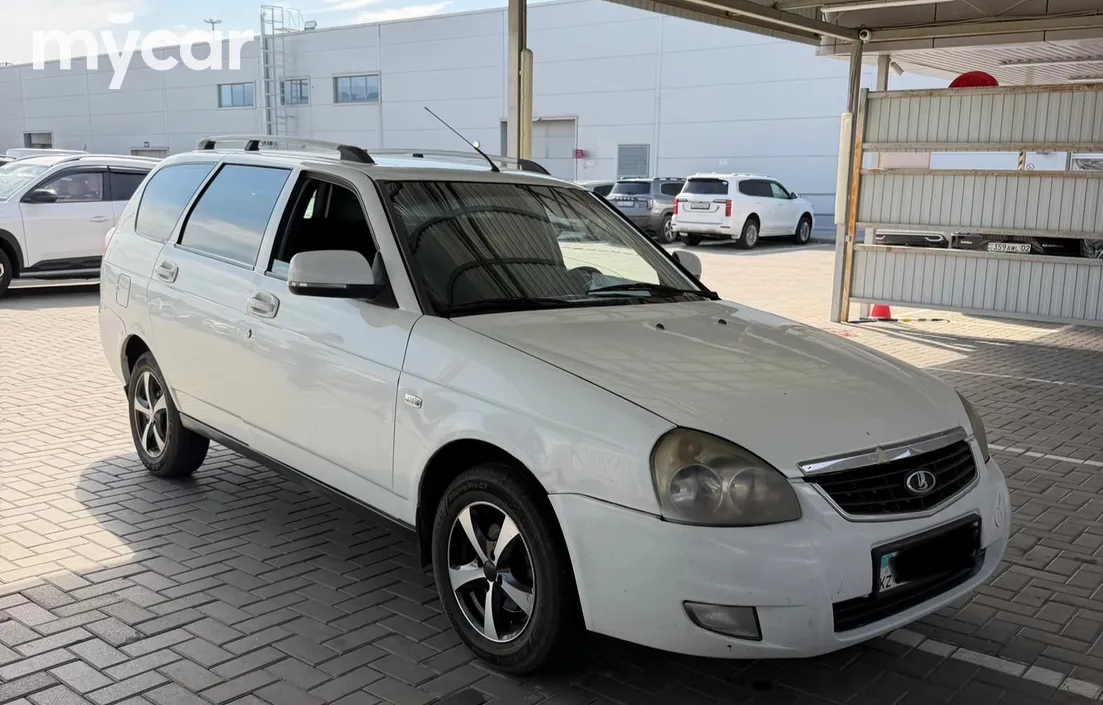 LADA Priora 2013
