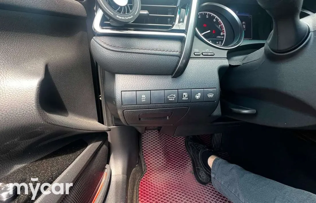 Toyota Camry 2020