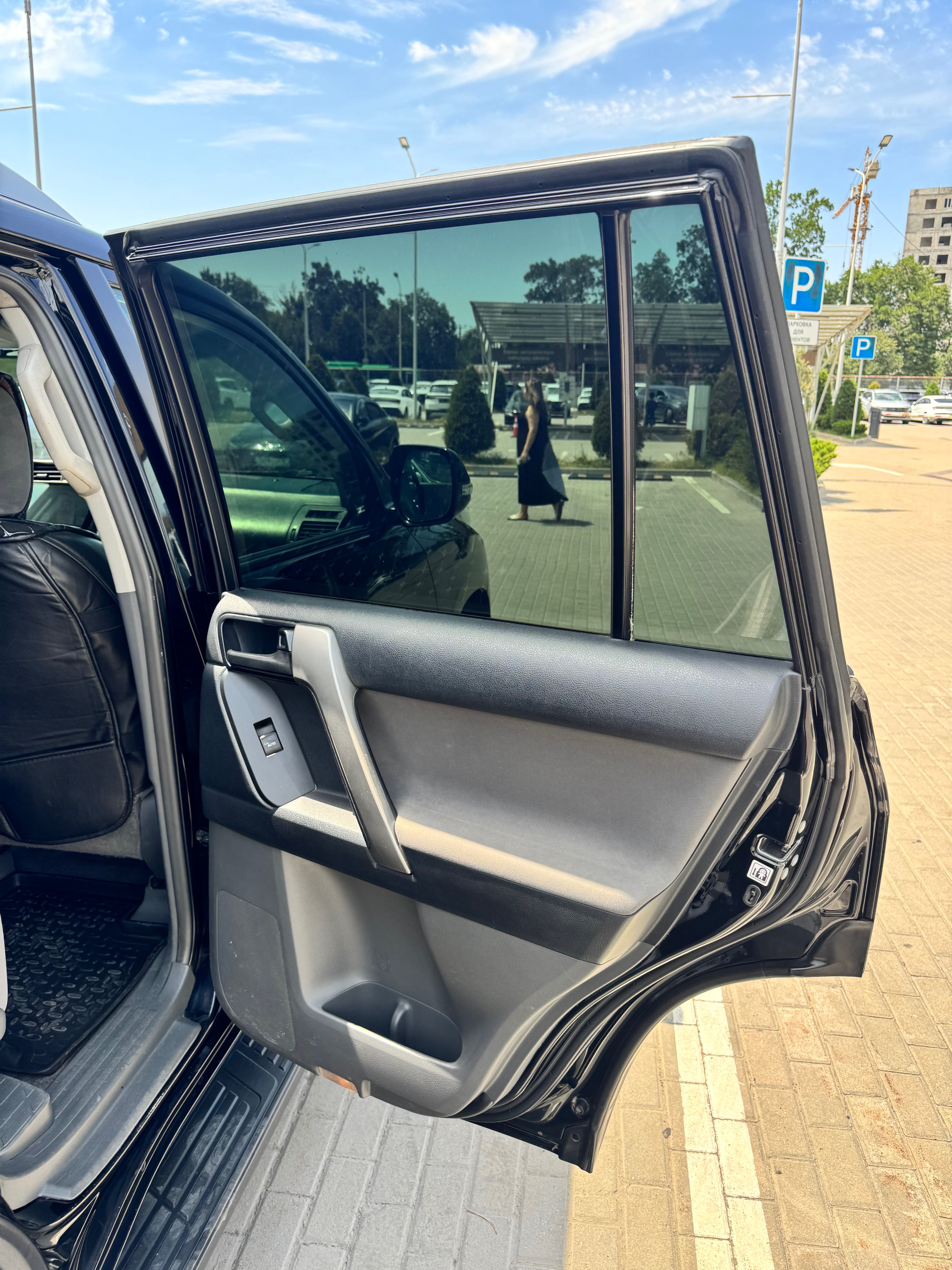 Toyota Land Cruiser Prado 2013
