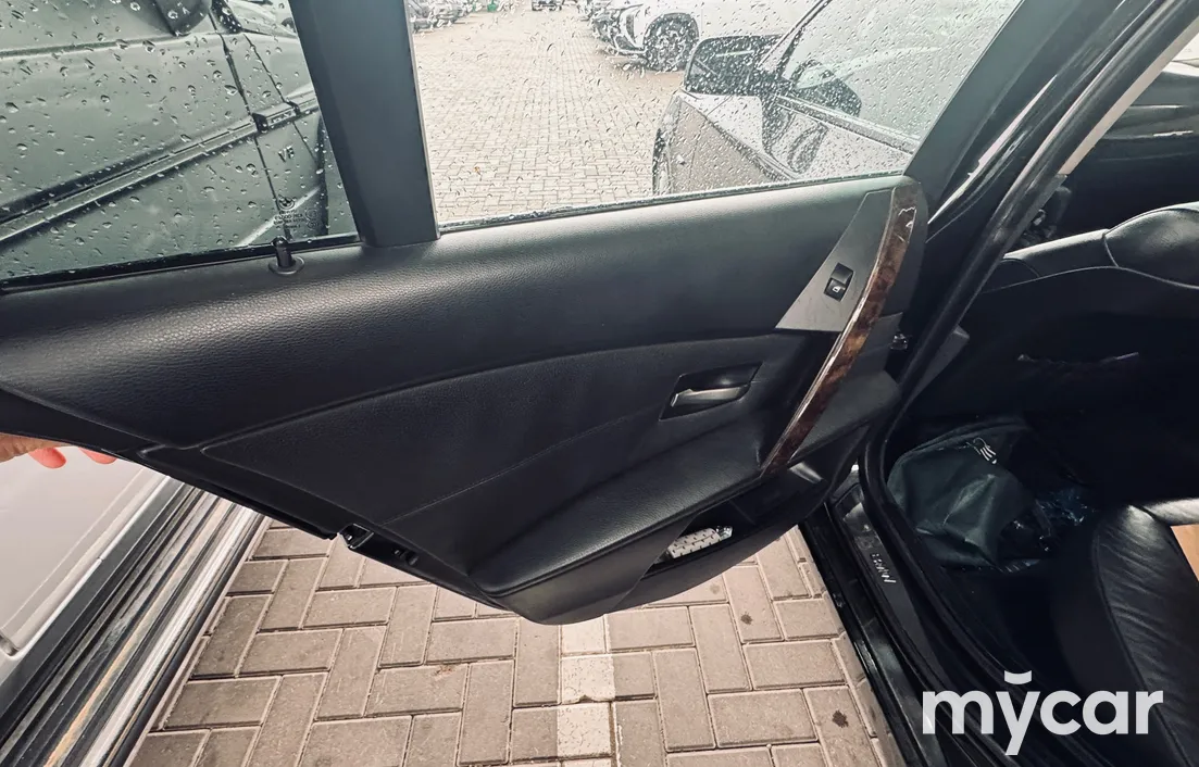 BMW 5 серия 2006