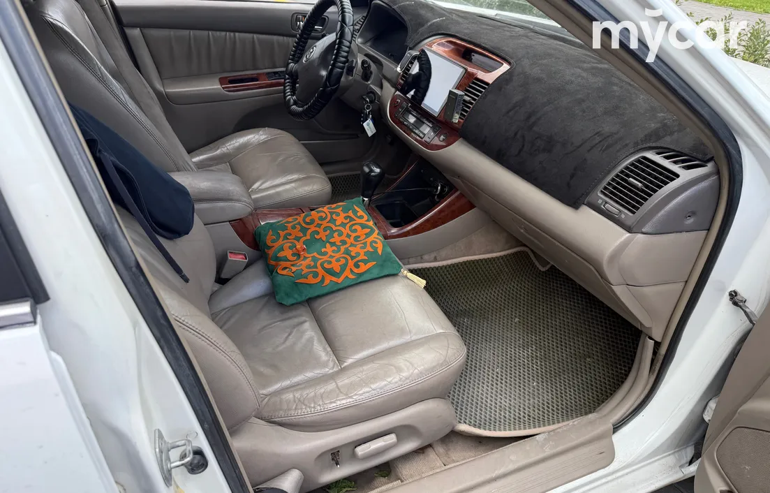 Toyota Camry 2003