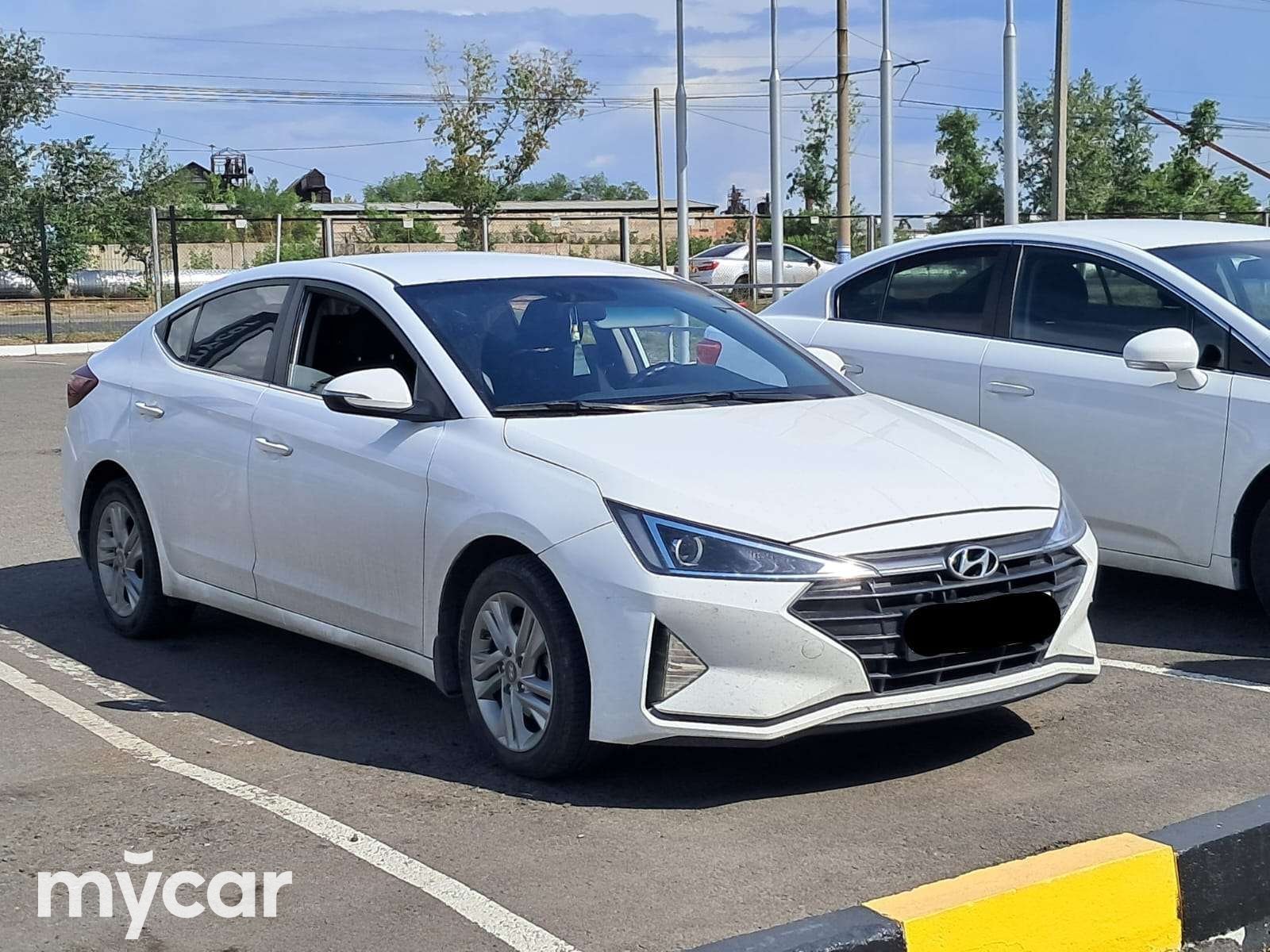 Hyundai Elantra 2020