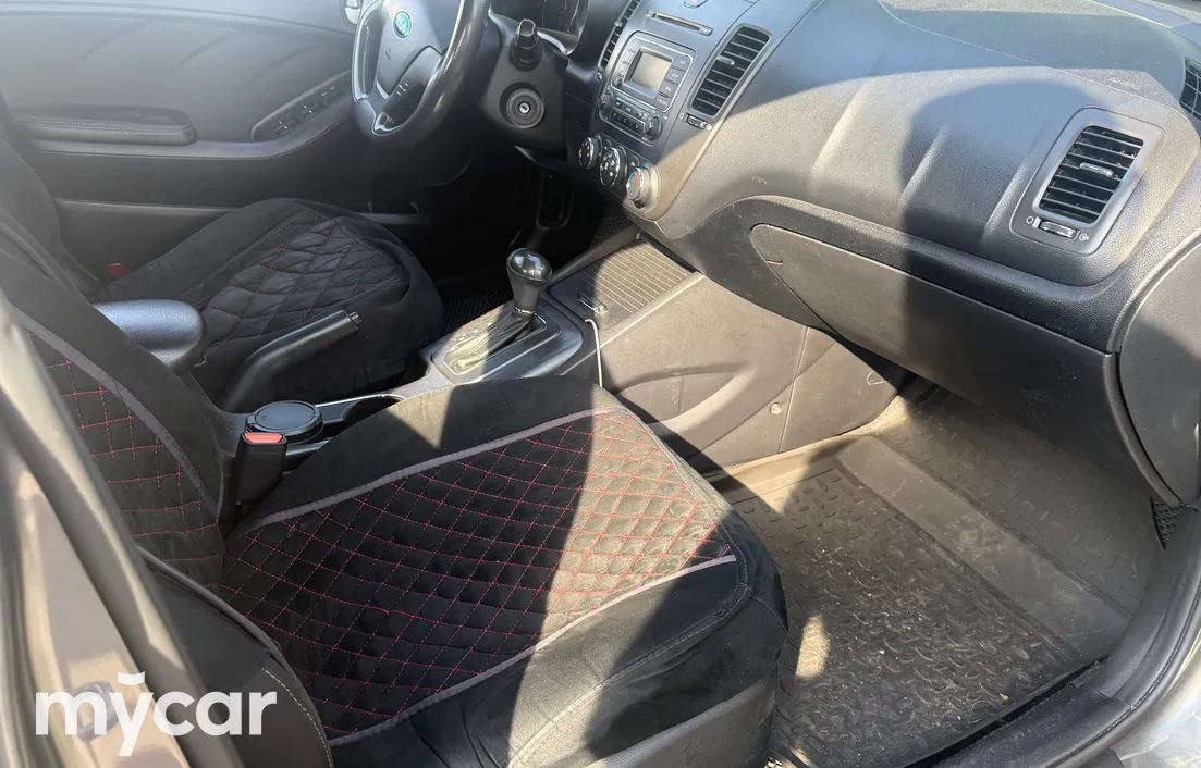 Kia Cerato 2013