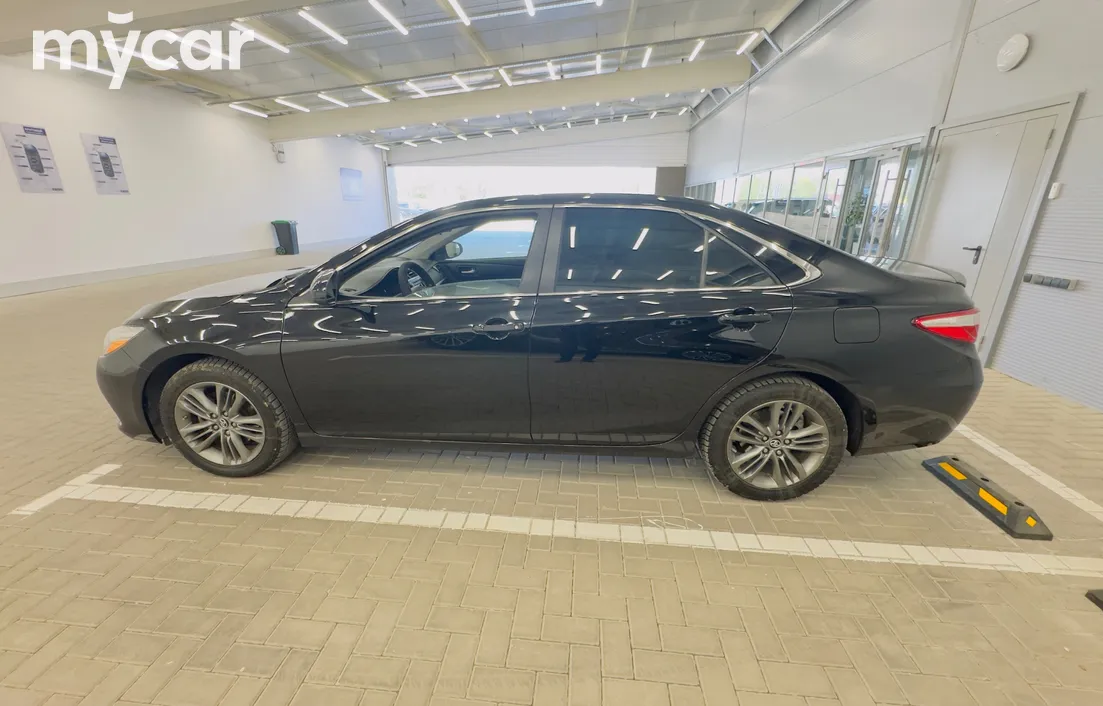 Toyota Camry 2016