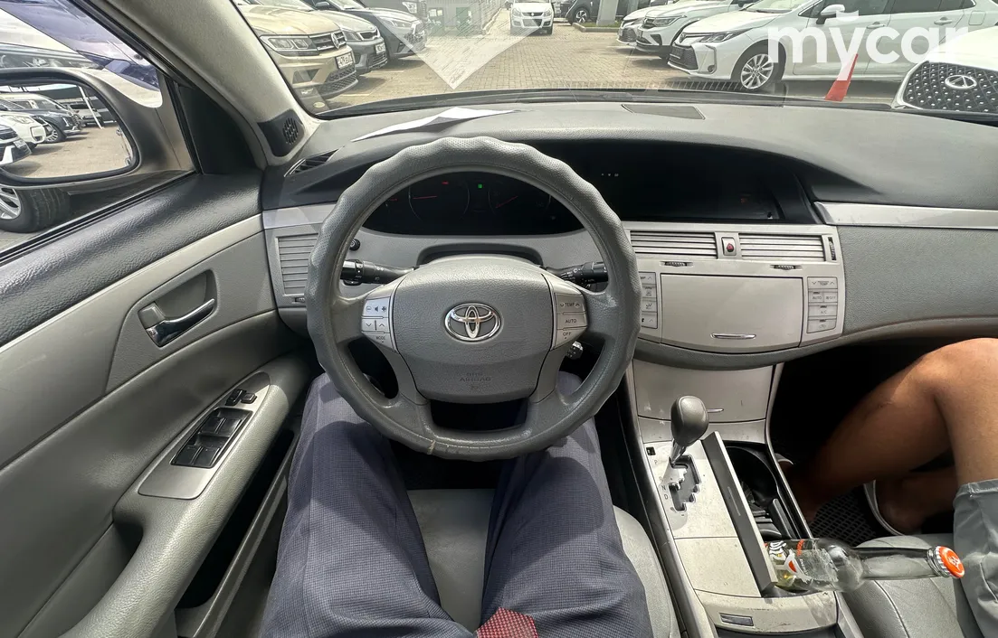 Toyota Avalon 2006