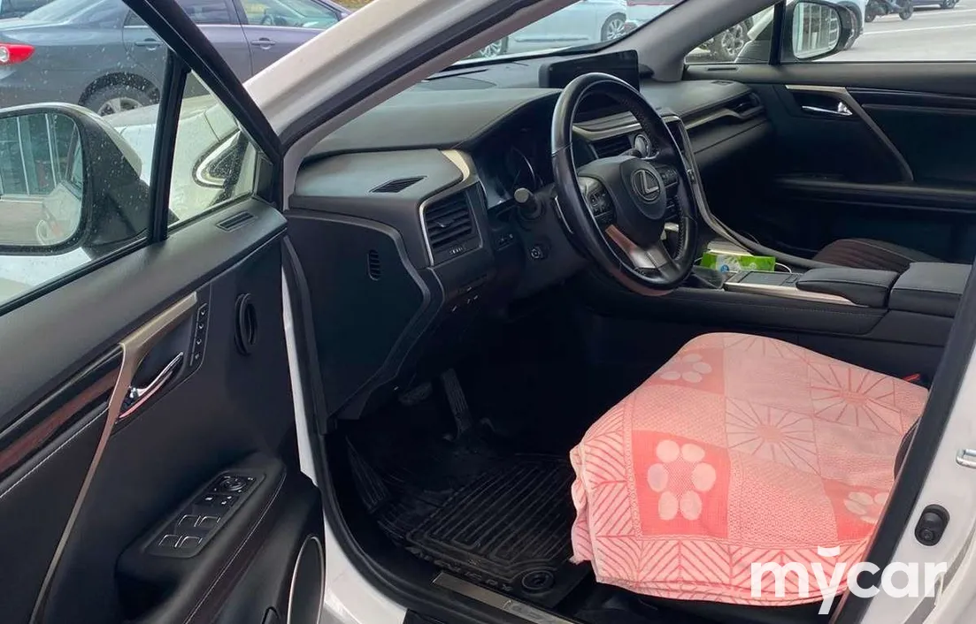 Lexus RX 2020