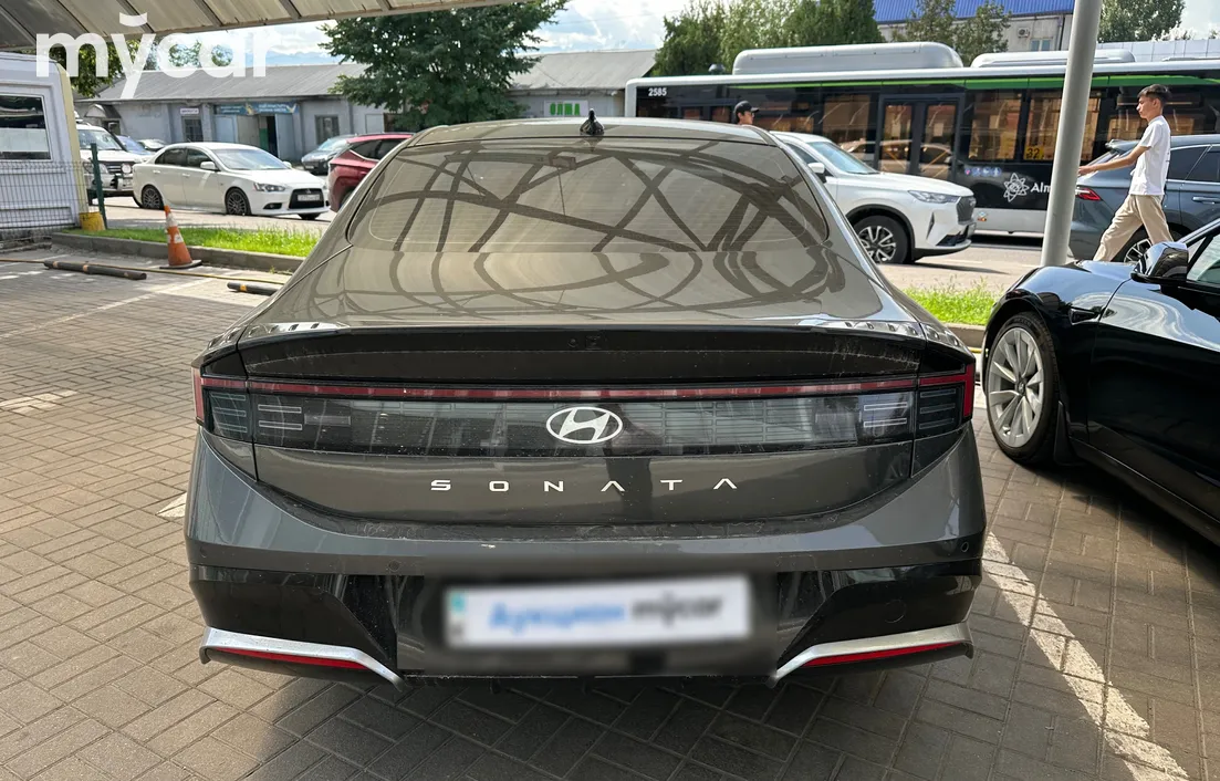 Hyundai Sonata 2025