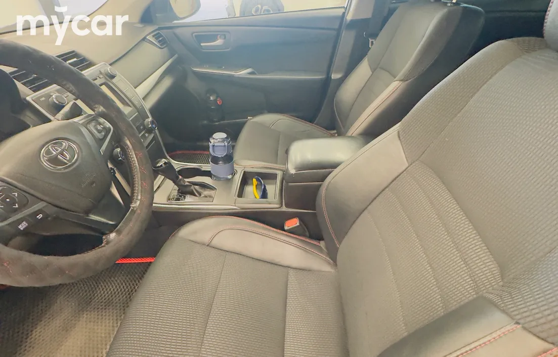 Toyota Camry 2016