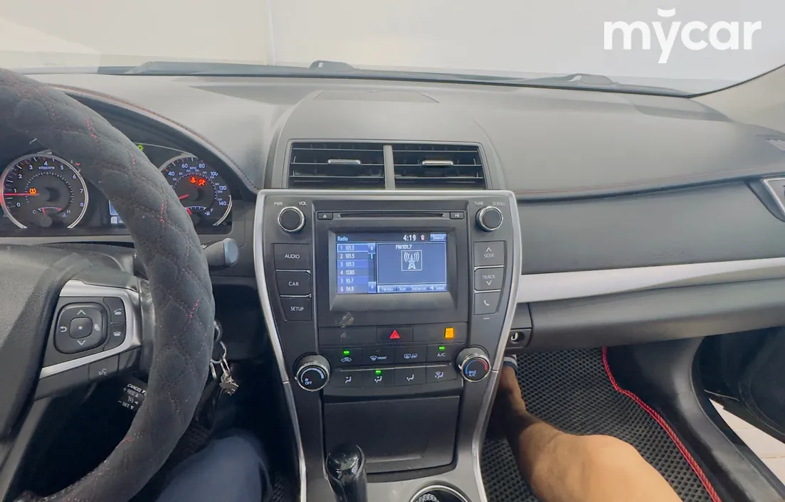 Toyota Camry 2016