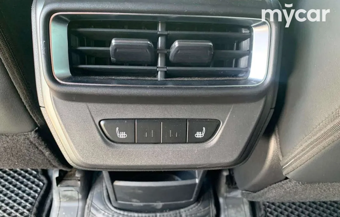 Geely Okavango 2024