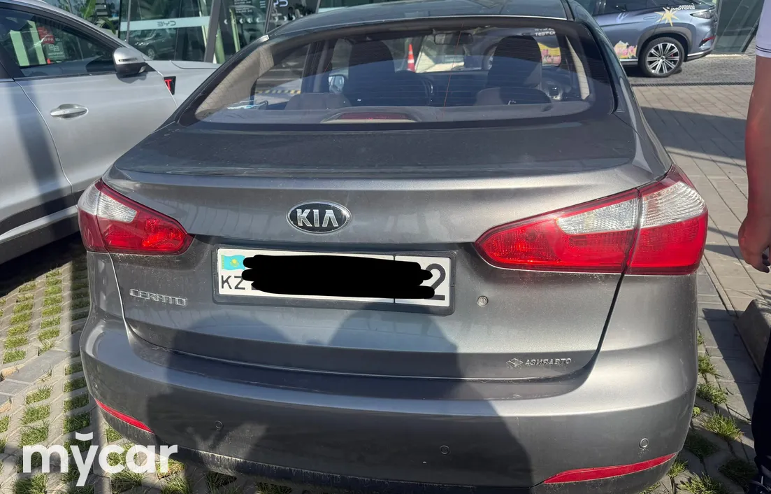 Kia Cerato 2013