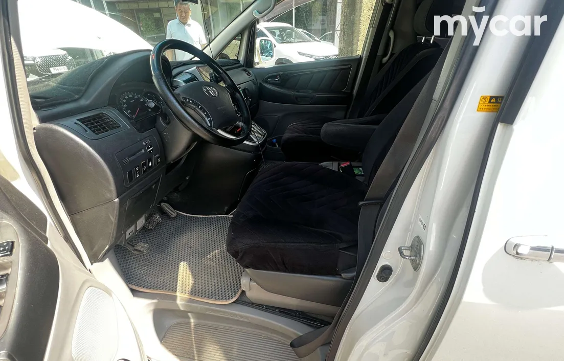 Toyota Alphard 2003