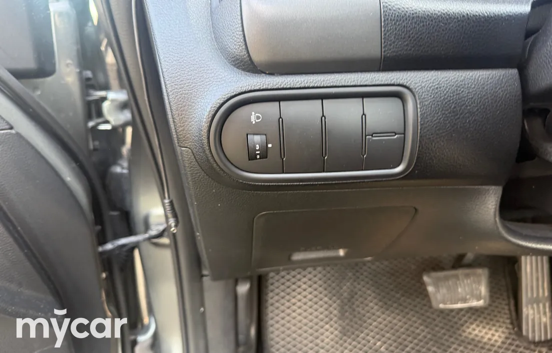 Kia Cerato 2013