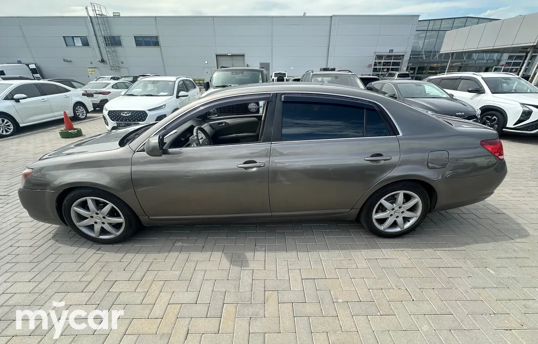Toyota Avalon 2006