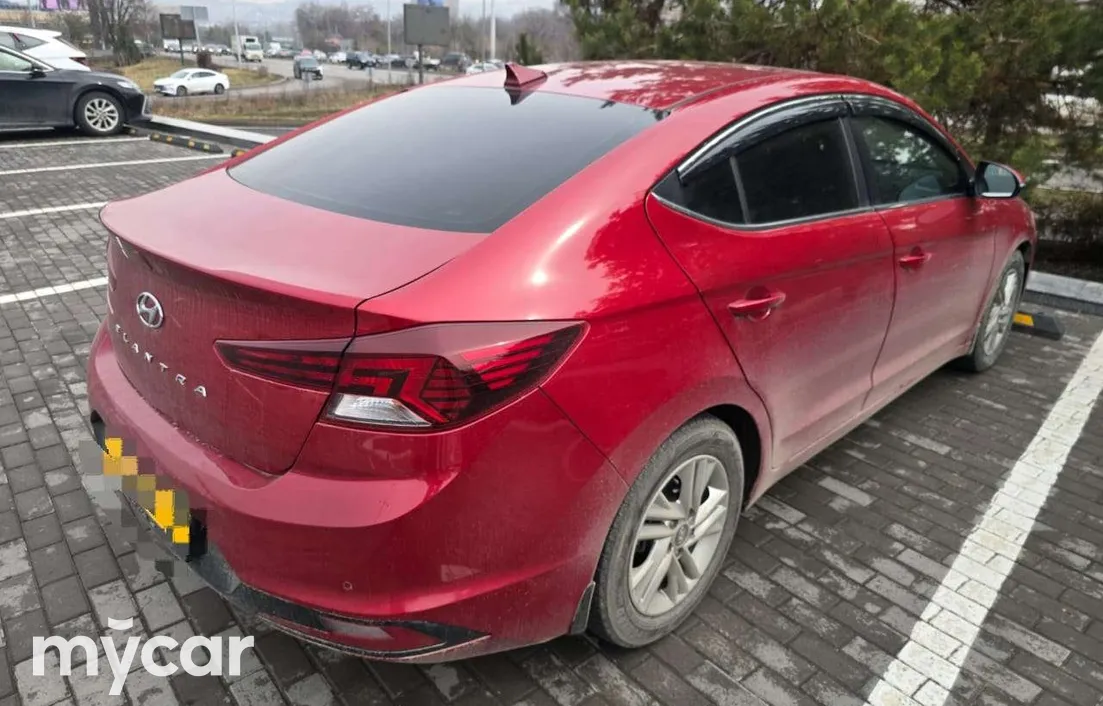 Hyundai Elantra 2019