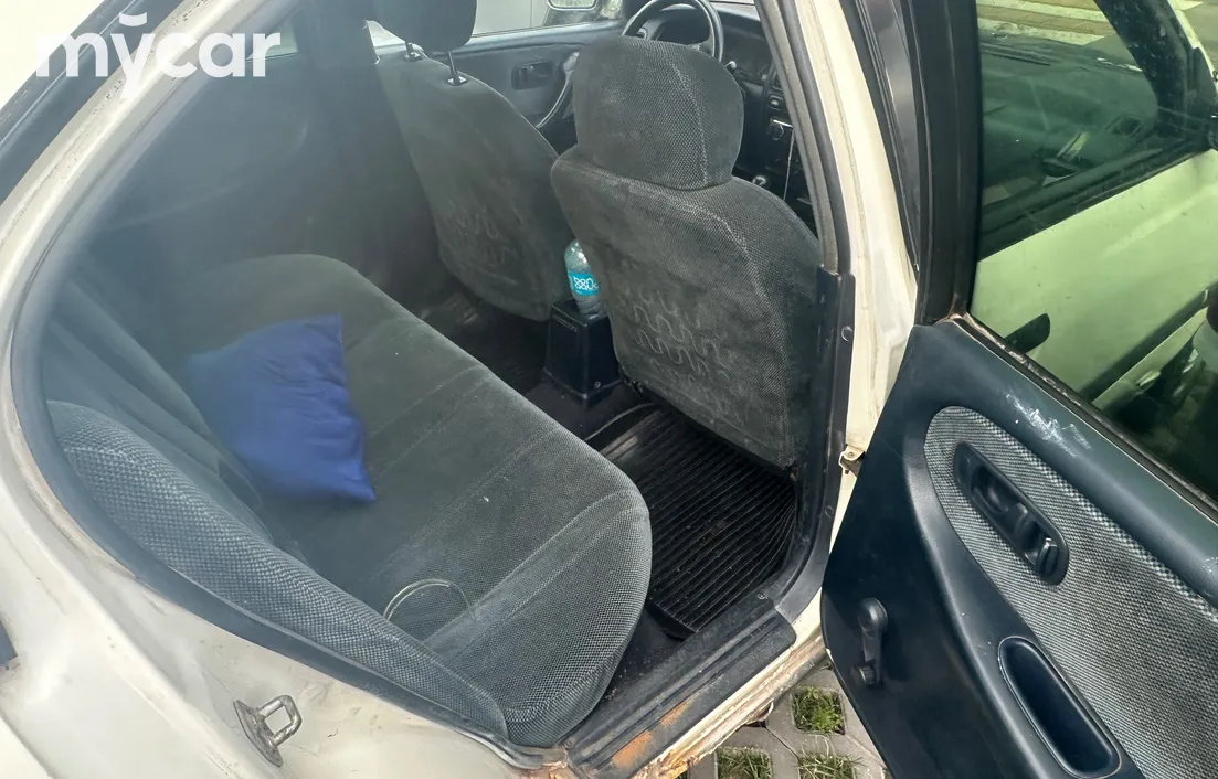 Nissan Primera 1991